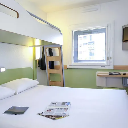 Hotel First